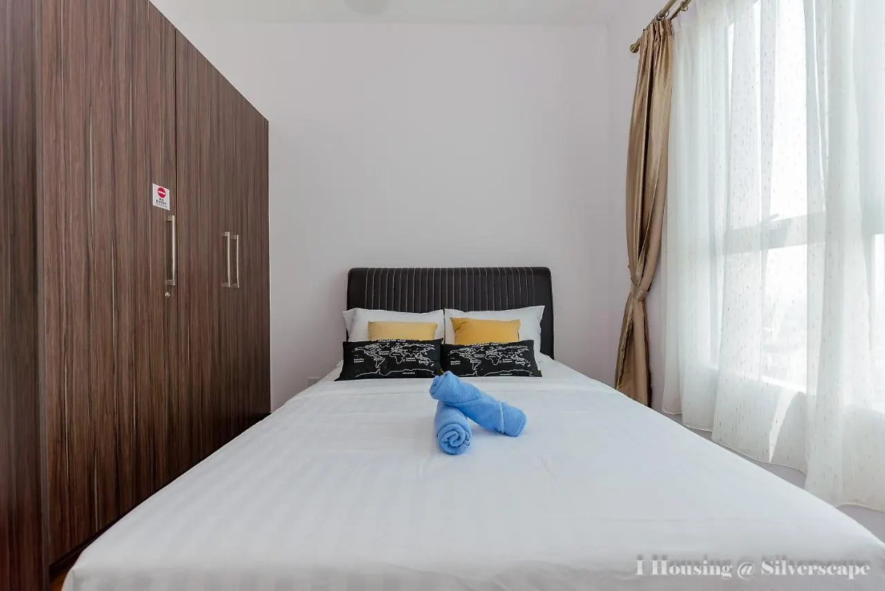 Silverscape Deluxe Melaka By I Housing Apartment