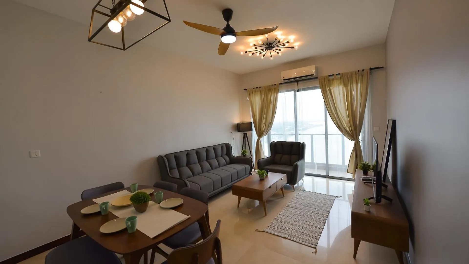 Silverscape Deluxe Melaka By I Housing Apartment